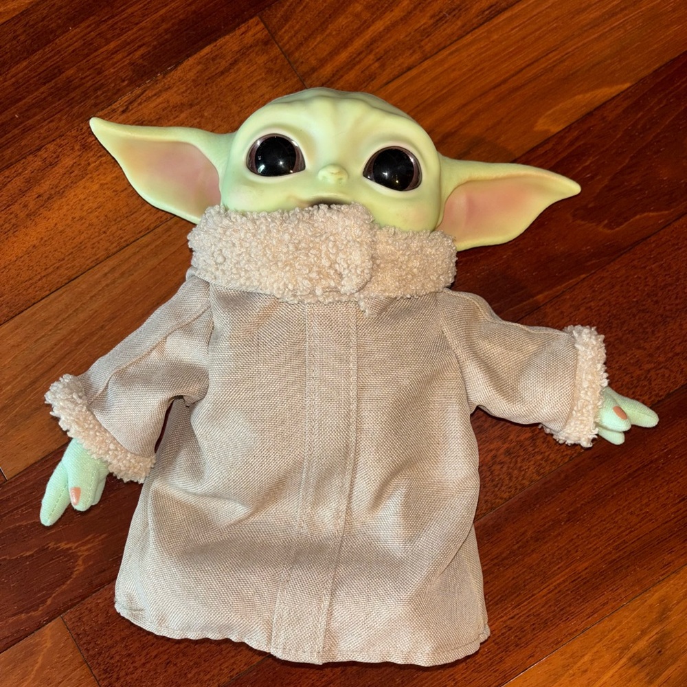 Star Wars Mandalorian The Child, 11” Plush Baby Yoda
